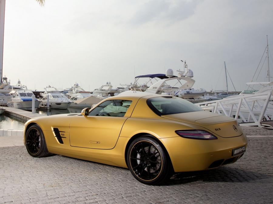  Mercedes-Benz SLS AMG Desert Gold 2010 года  (фото 25 из 29)